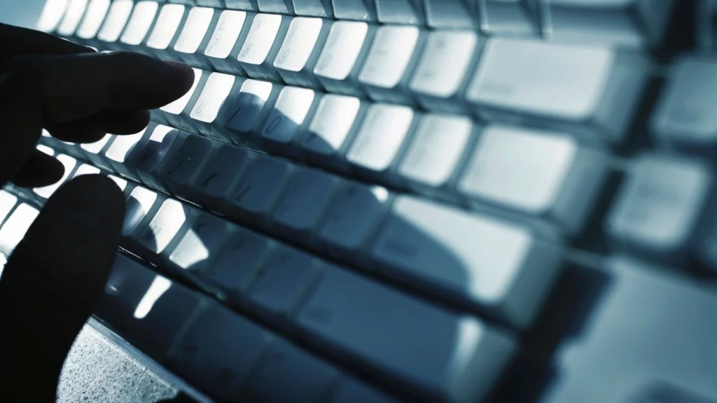 Saga tạm dừng chain sau vụ hack 7 triệu USD缩略图 logo-footer