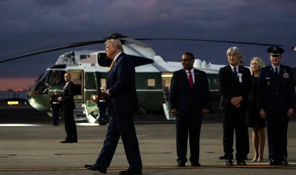 Trump muốn phát hành stablecoin cho Gaza, đưa tiền số vào bàn cờ tái thiết Trung Đông缩略图 logo-footer