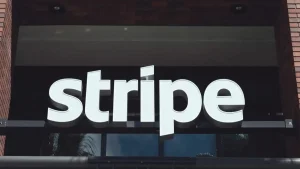 Stripe cân nhắc thâu tóm PayPal